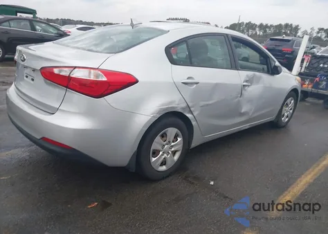 2016 Kia Forte Lx z USA, uszkodzony, nr VIN KNAFK4A64G5538385